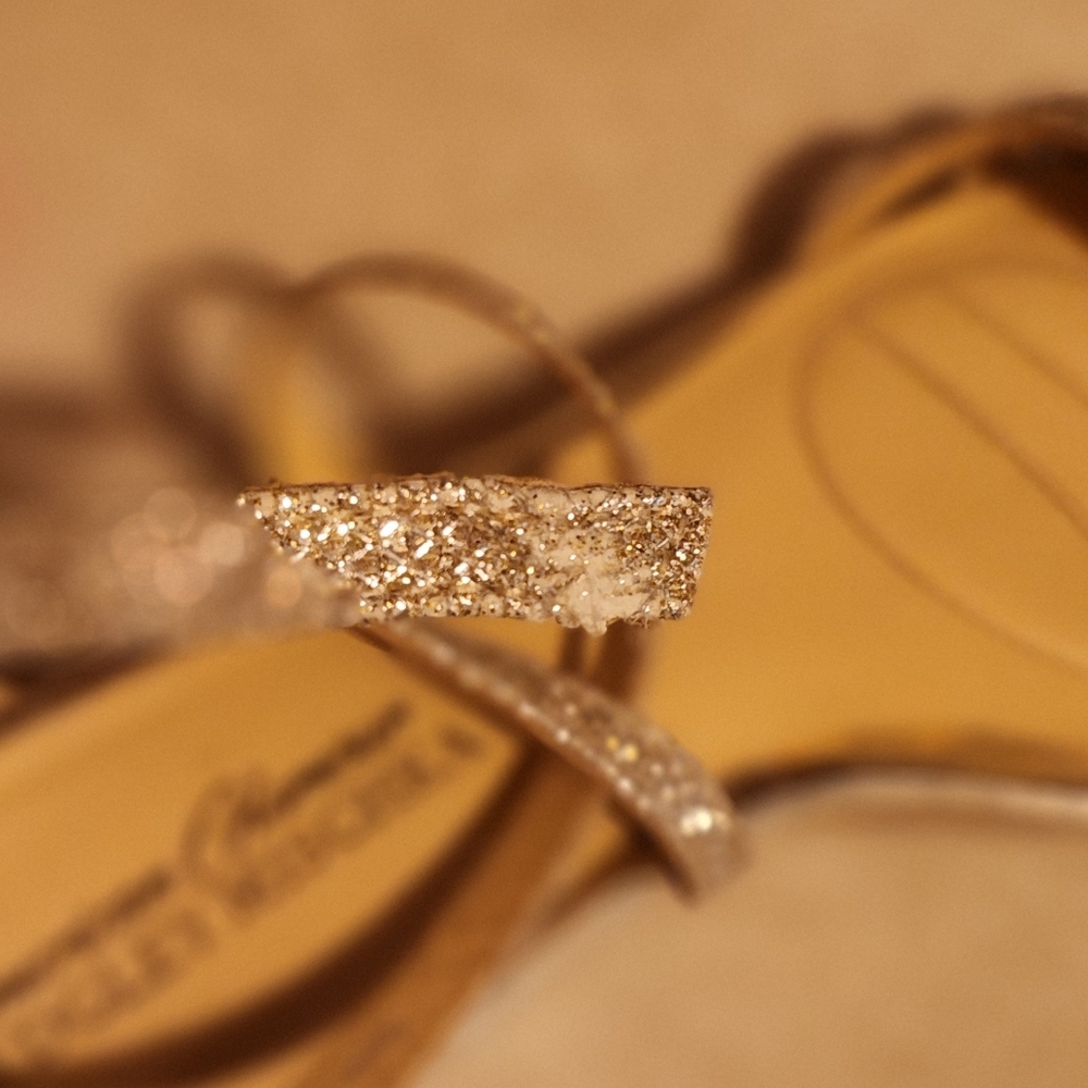 Badgley Mischka Light Gold American Glamour Wedge Heel Size 8.5 - Picture 8 of 9